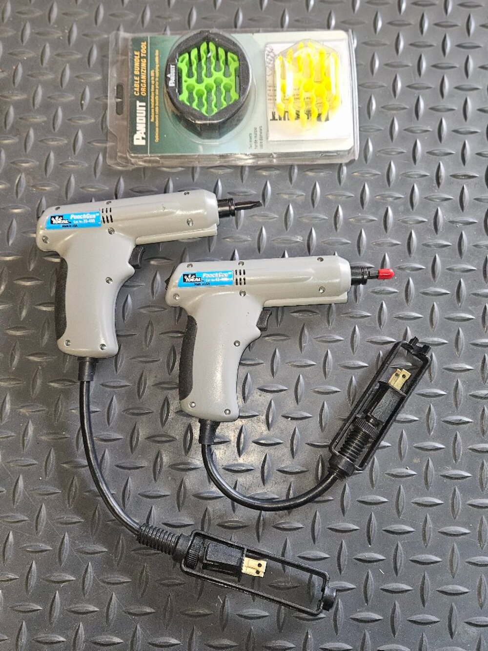 Ideal Punch Down Tool electric Punch Guns 35-499 (BUNDLE) {#93-10}
